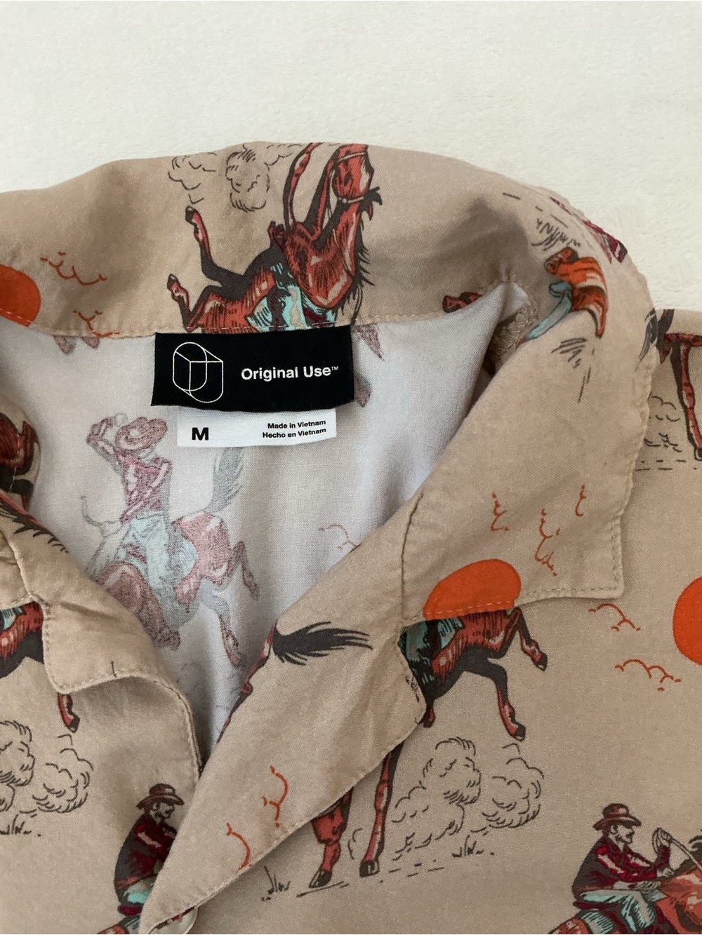 Original Use Cowboy Western Rodeo Print Camp Shirt Rayon Button Up - Picture 2 of 6